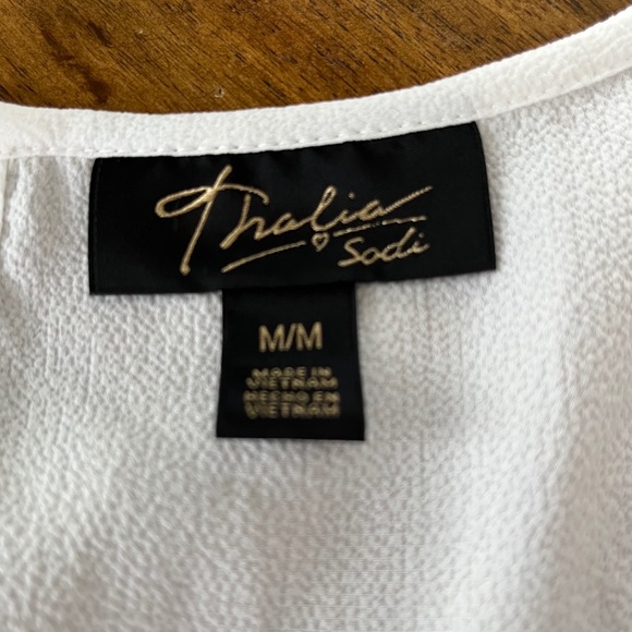 Thalia Sodi Sleeveless Top Medium Gold Chains Down Front Tank - Picture 5 of 9